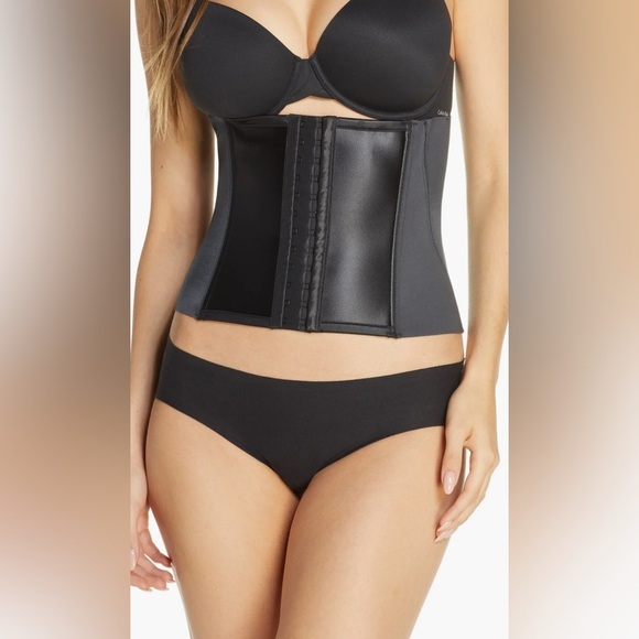 SPANX Other - *NWT* Spanx Under Sculpture Waist Cincher